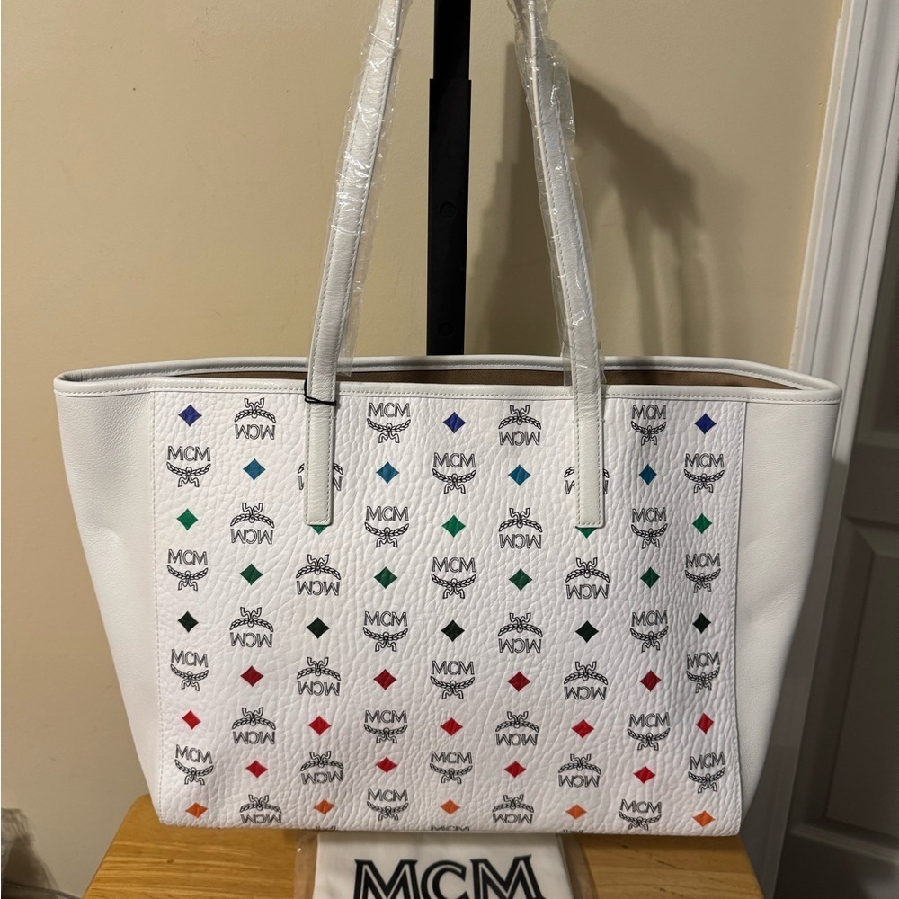 MCM White Multicolor Logo Tote Bag - Picture 2 of 9